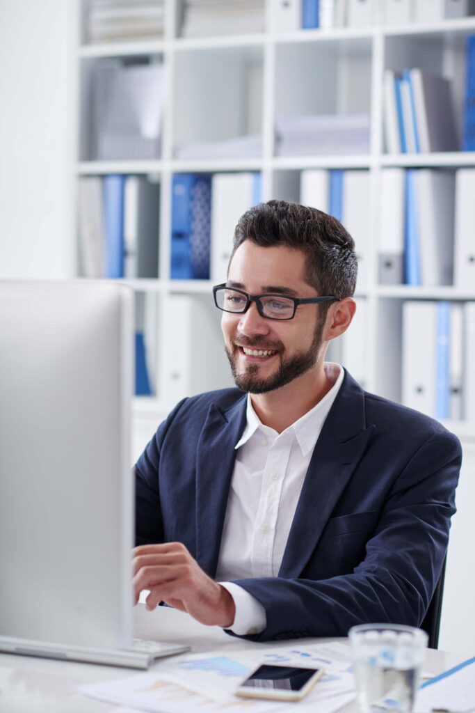 man-in-suit-working-at-computer-in-office-2026-03-18-15-12-24-utc_sheensol-technologies
